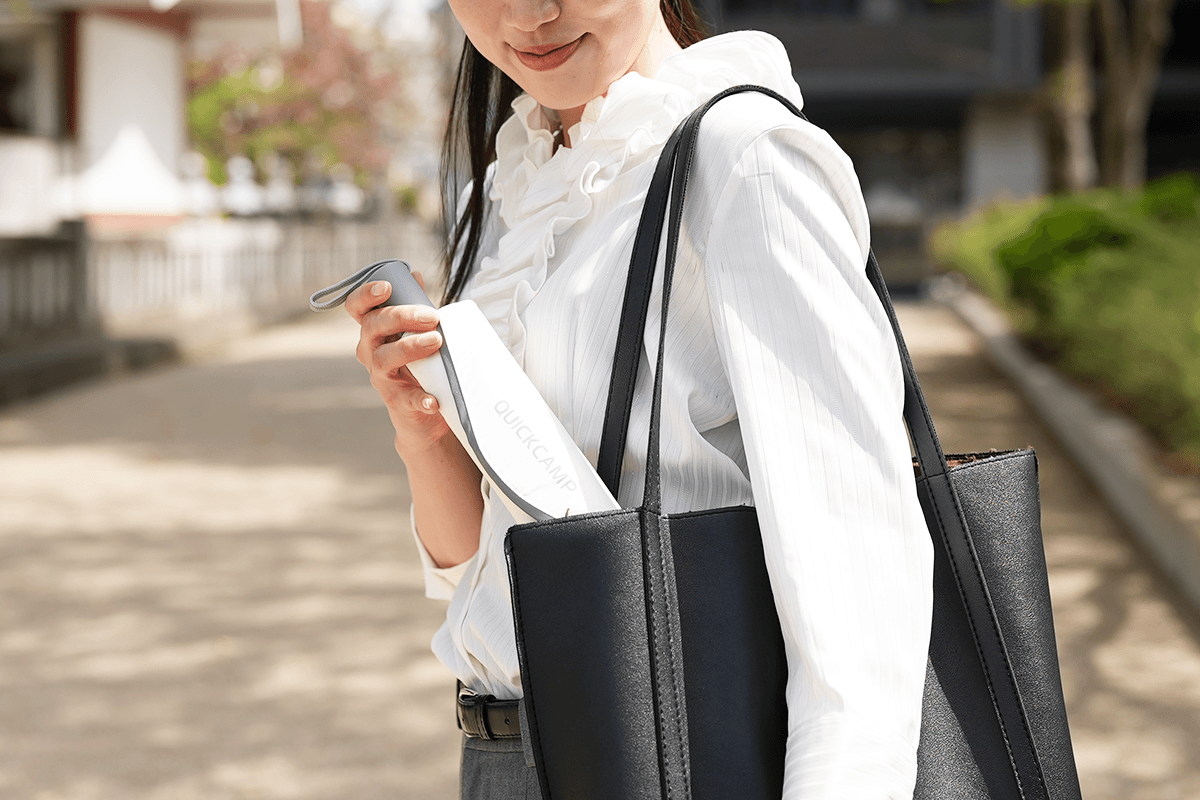 しっかりカバーするのにスマホ並の軽さ2