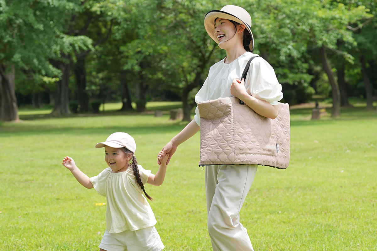 子どもと安心して手を繋いで歩ける